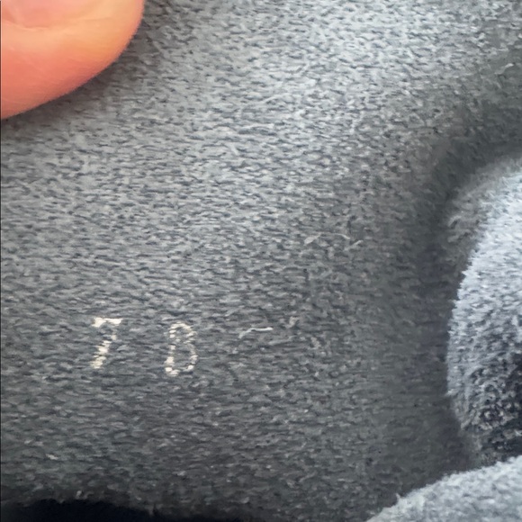 ROOTS Black Leather Boots size 7B - Picture 6 of 11